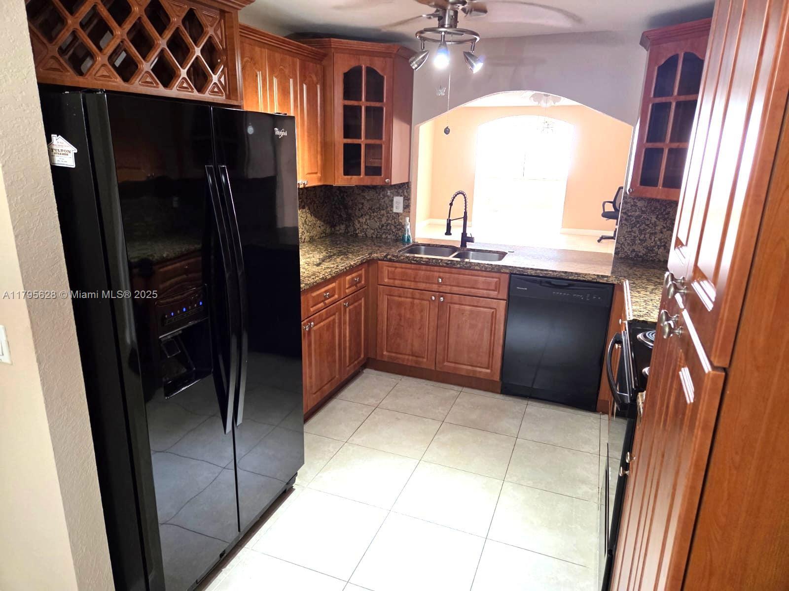 2901 N Nob Hl Rd #101,Sunrise, FL 33322