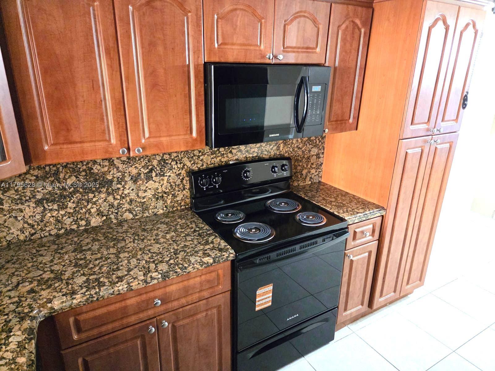 2901 N Nob Hl Rd #101,Sunrise, FL 33322