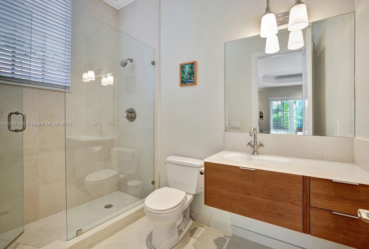 797 Ridgewood Rd Key Biscayne, FL 33149 797 Ridgewood Rd Key Biscayne, FL 33149