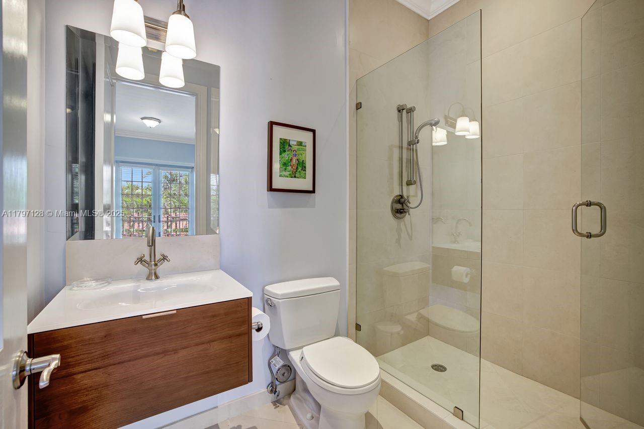 797 Ridgewood Rd Key Biscayne, FL 33149 797 Ridgewood Rd Key Biscayne, FL 33149