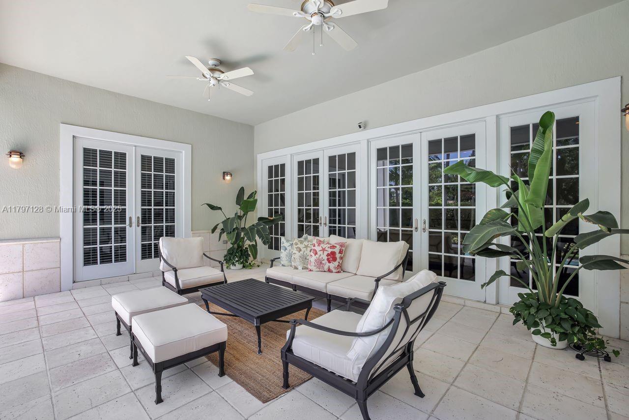 797 Ridgewood Rd Key Biscayne, FL 33149 797 Ridgewood Rd Key Biscayne, FL 33149