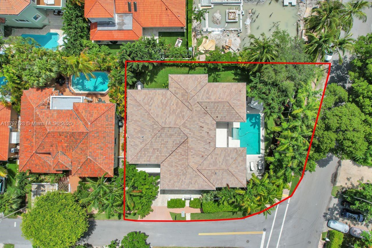 797 Ridgewood Rd Key Biscayne, FL 33149 797 Ridgewood Rd Key Biscayne, FL 33149