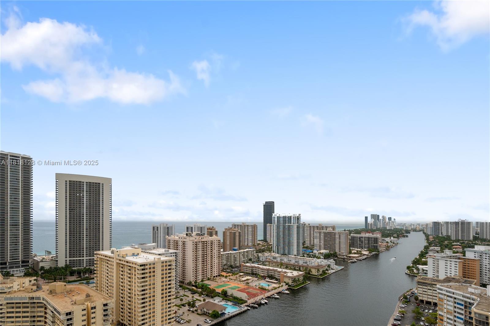 image Beachwalk Condominium24
