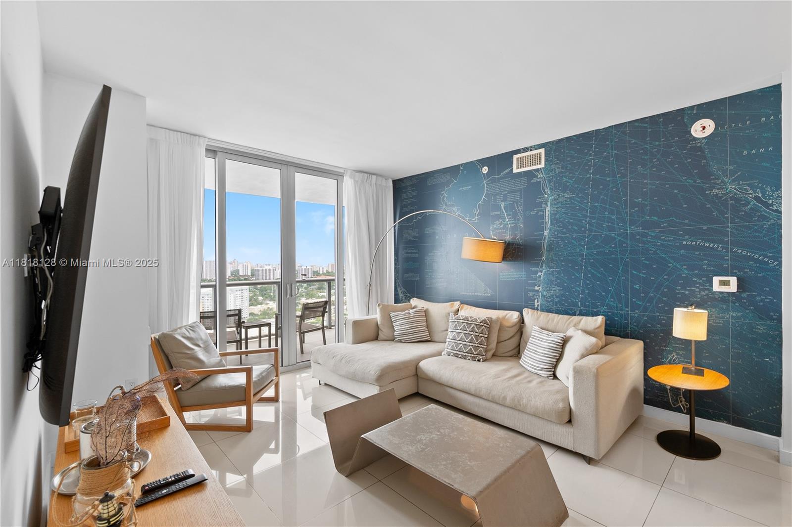 image Beachwalk Condominium3