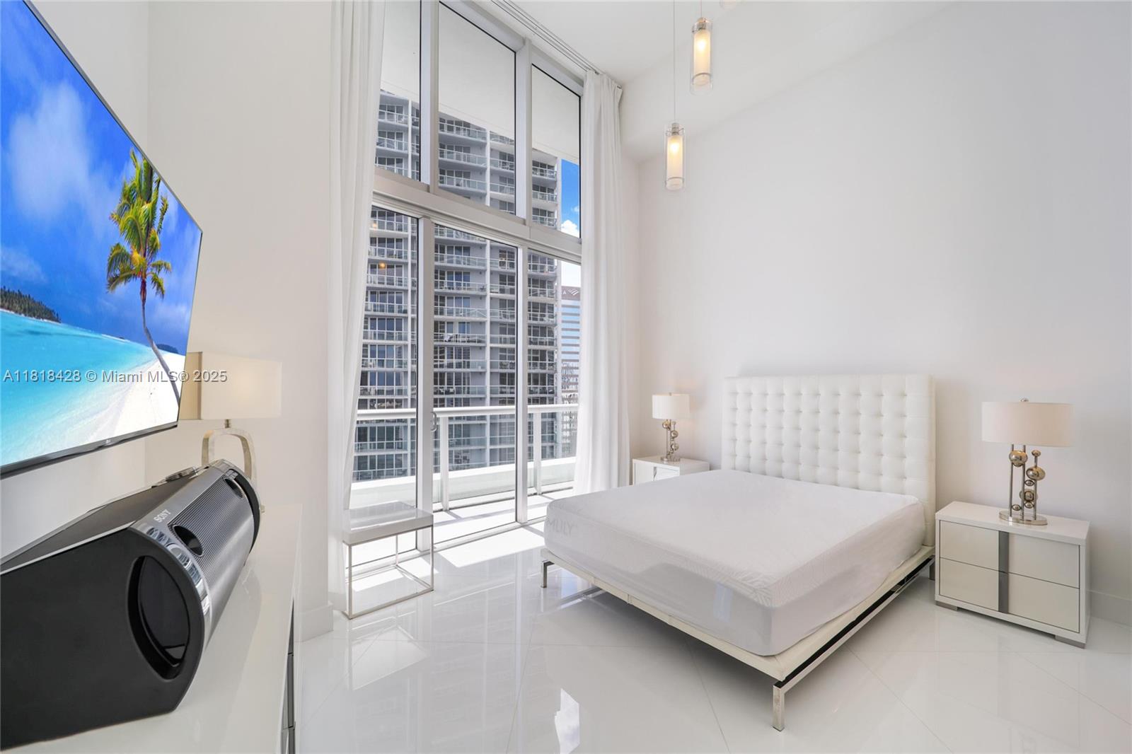 image Icon Brickell Tower 114