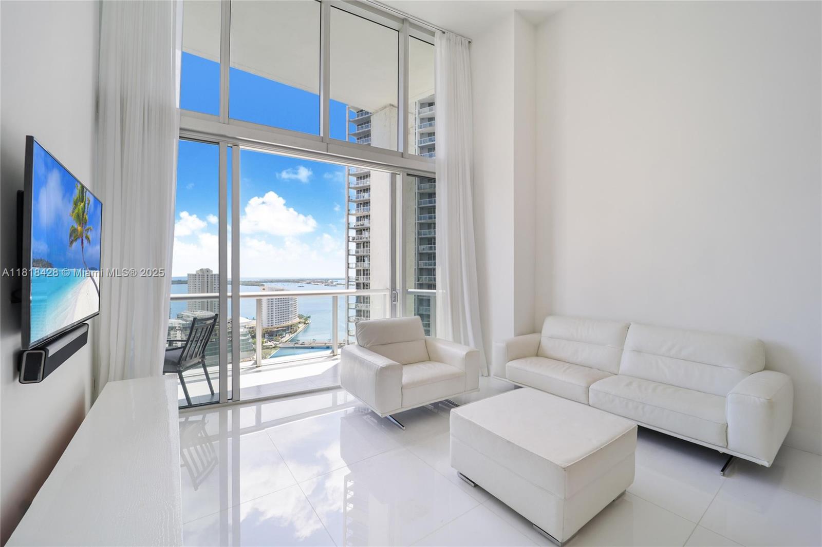 image Icon Brickell Tower 12