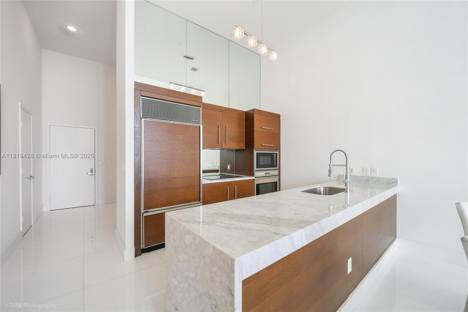image Icon Brickell Tower 17