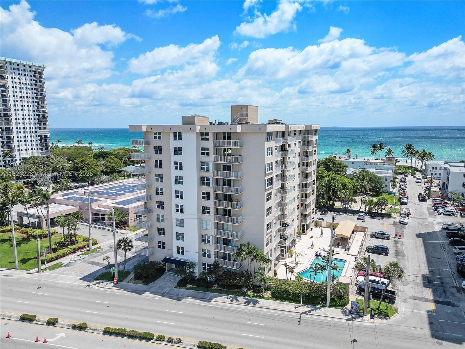 1401 S Ocean Dr #301