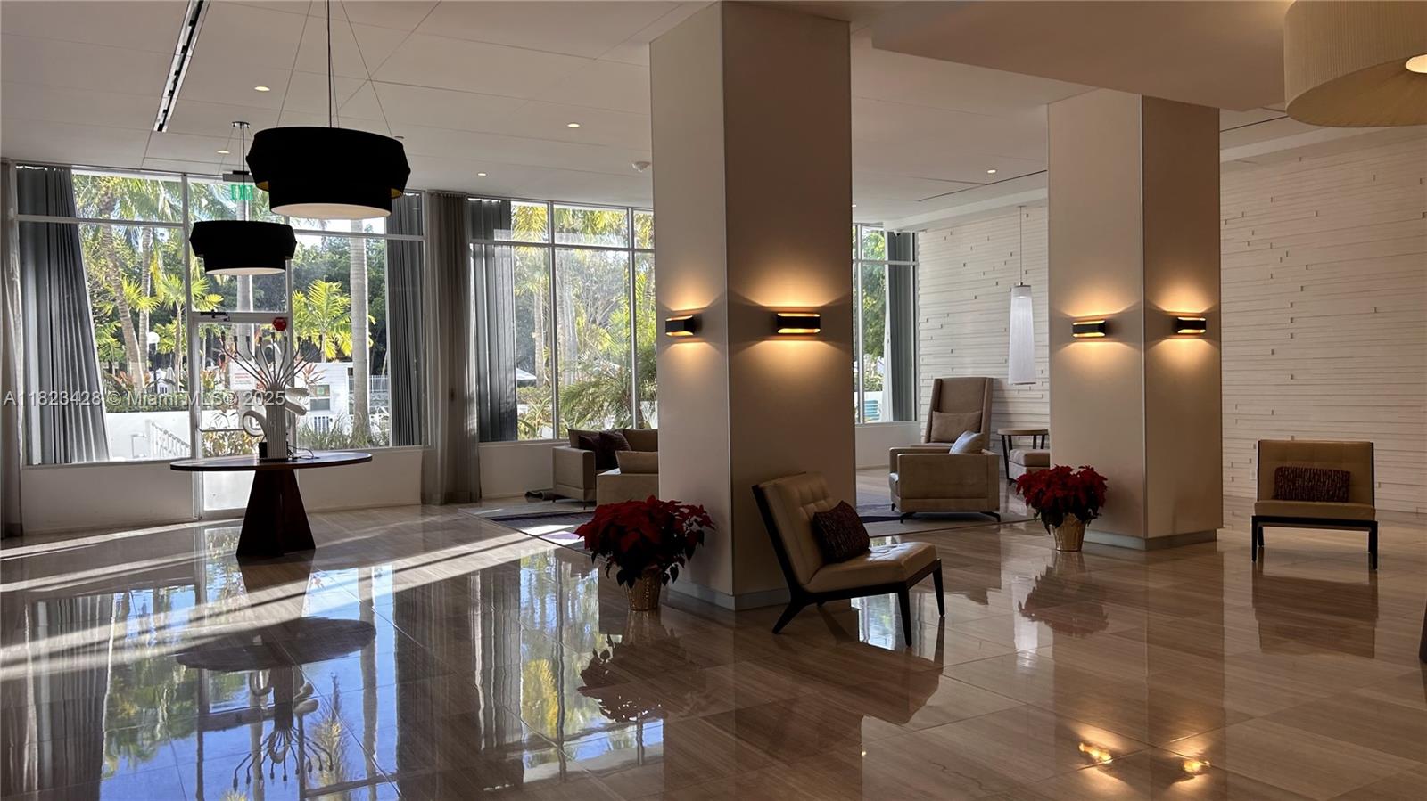 image Arlen House East Condo1