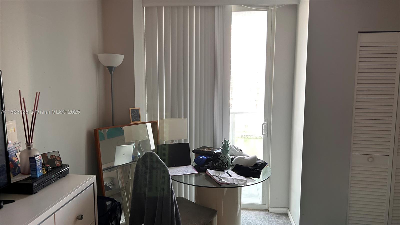 image Arlen House East Condo20