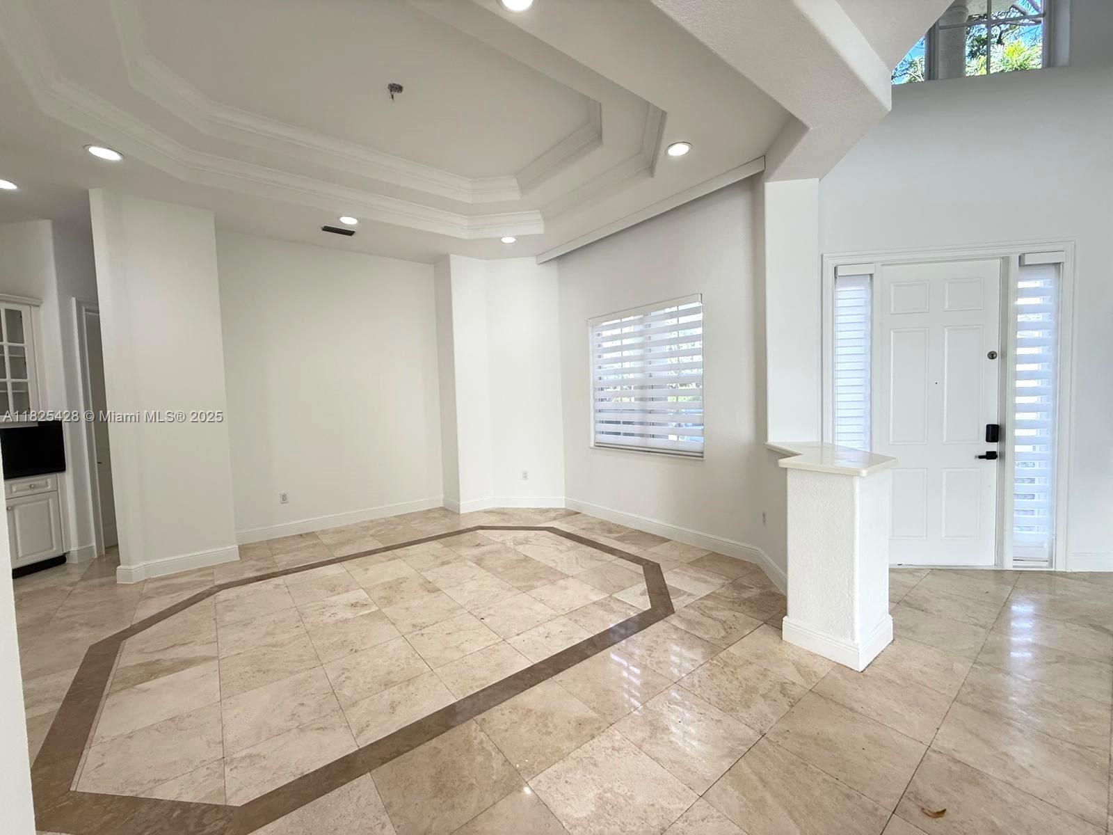 996 Sanibel Dr Hollywood, FL 33019 996 Sanibel Dr Hollywood, FL 33019