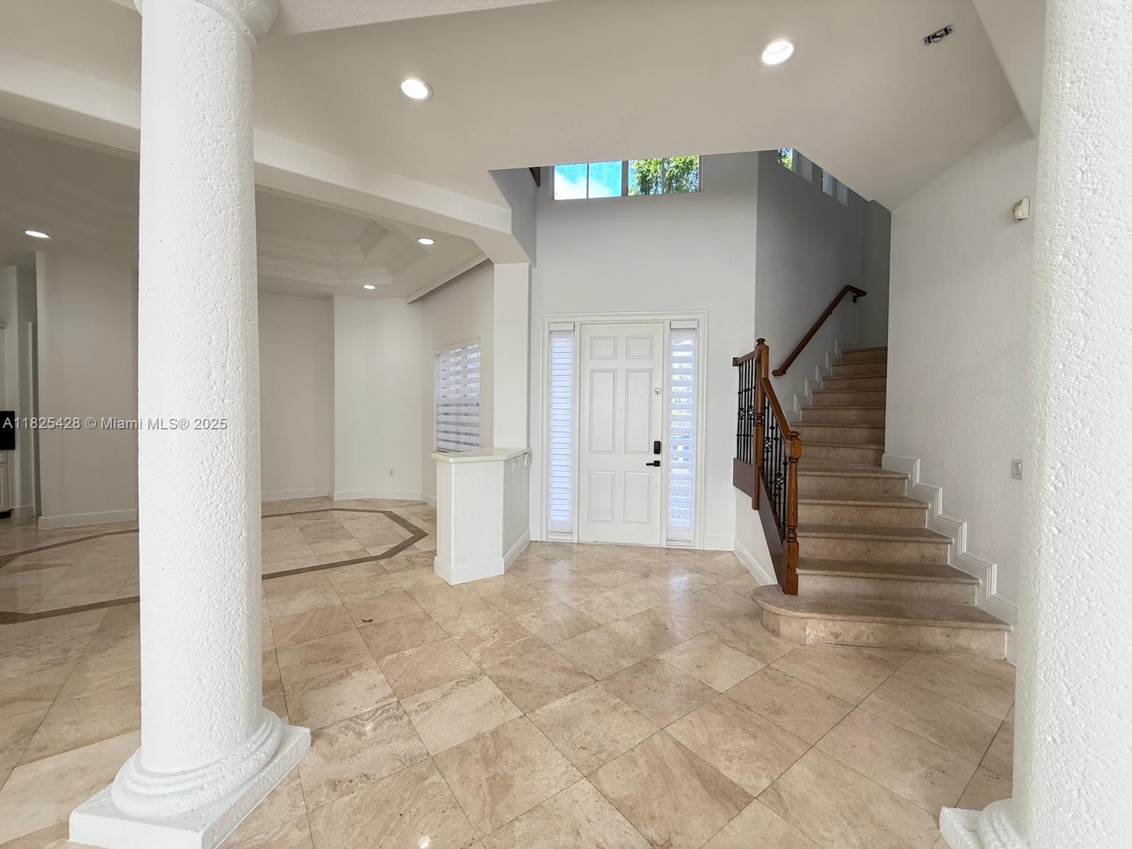 996 Sanibel Dr Hollywood, FL 33019 996 Sanibel Dr Hollywood, FL 33019