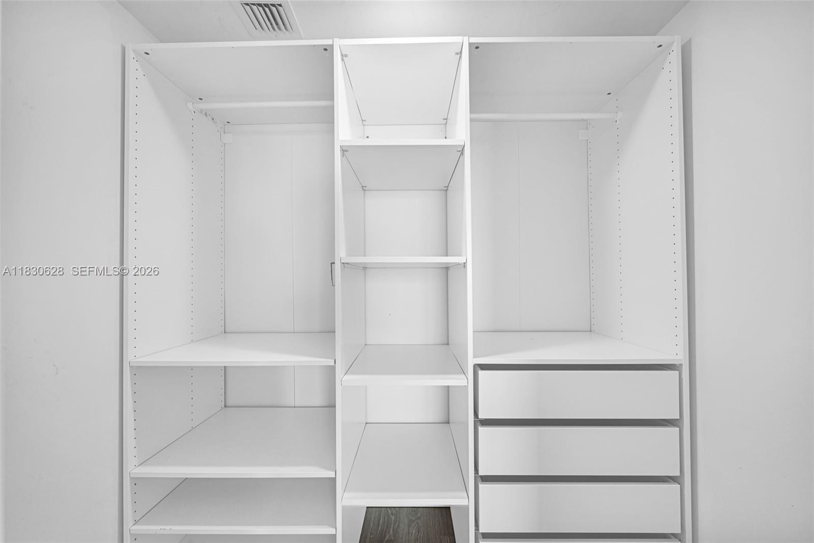 image Bay Harbor Club21