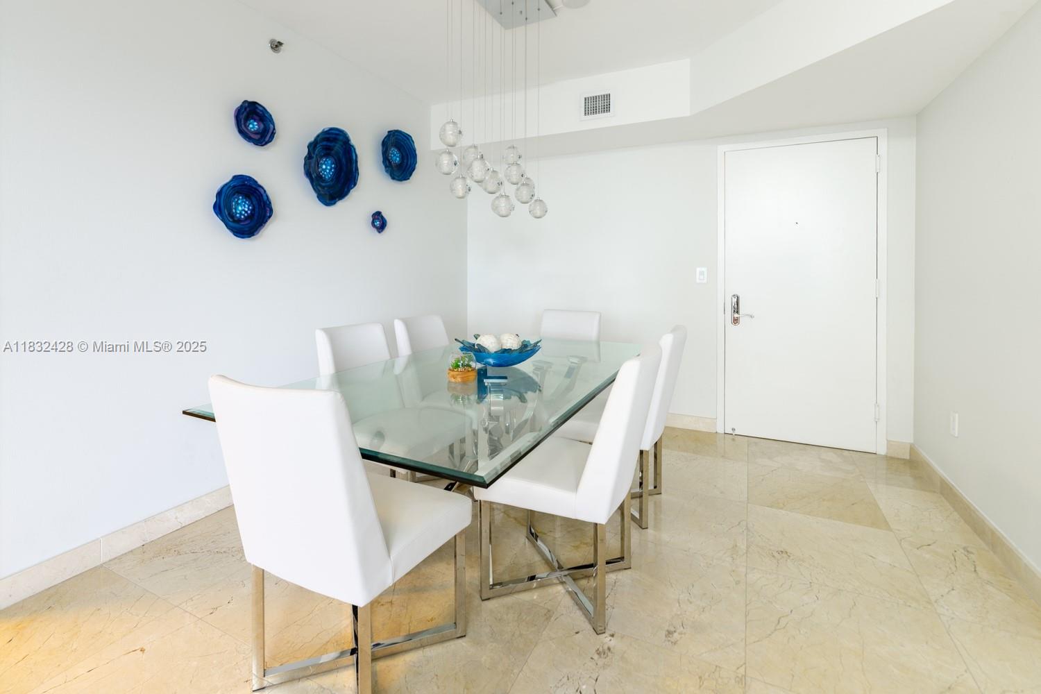 image Ocean Three Condo18