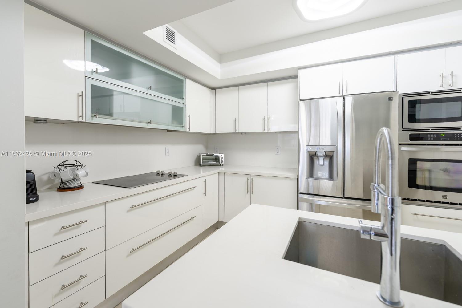 image Ocean Three Condo19