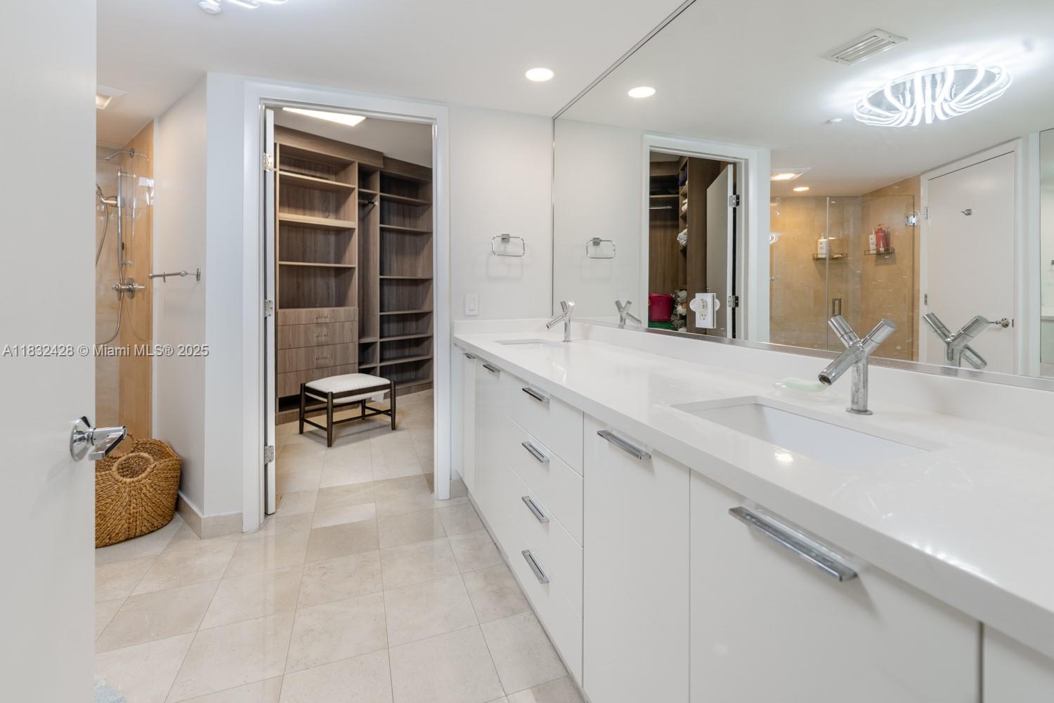 image Ocean Three Condo26