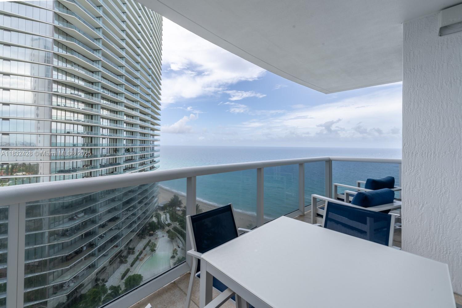 image Ocean Three Condo43