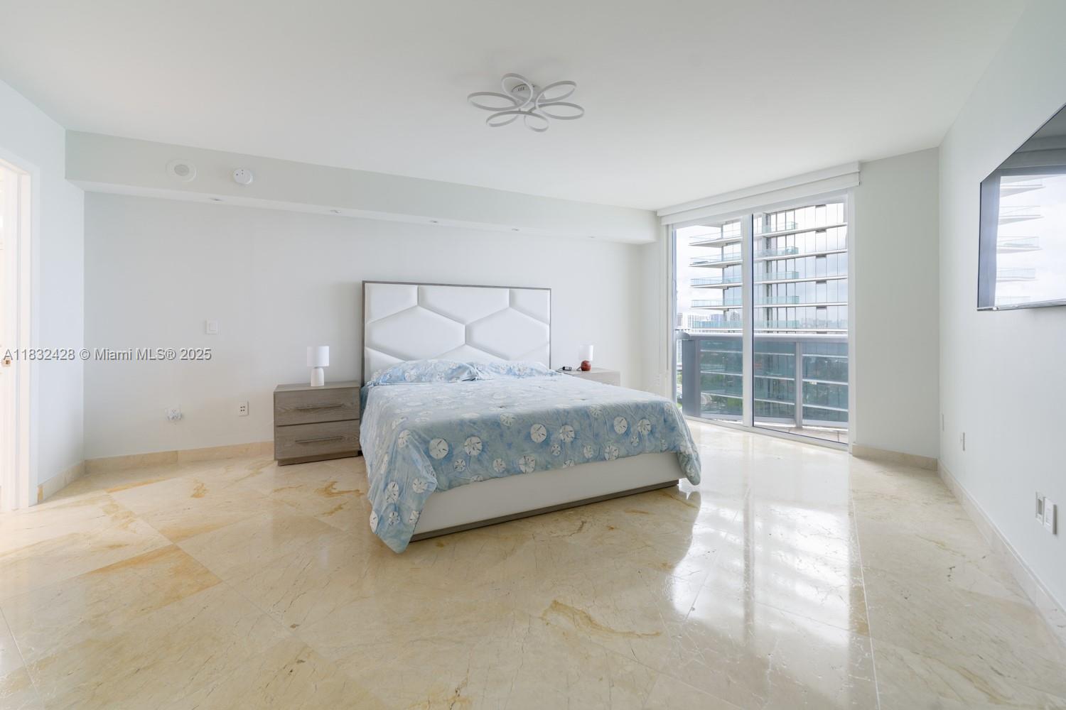 image Ocean Three Condo4