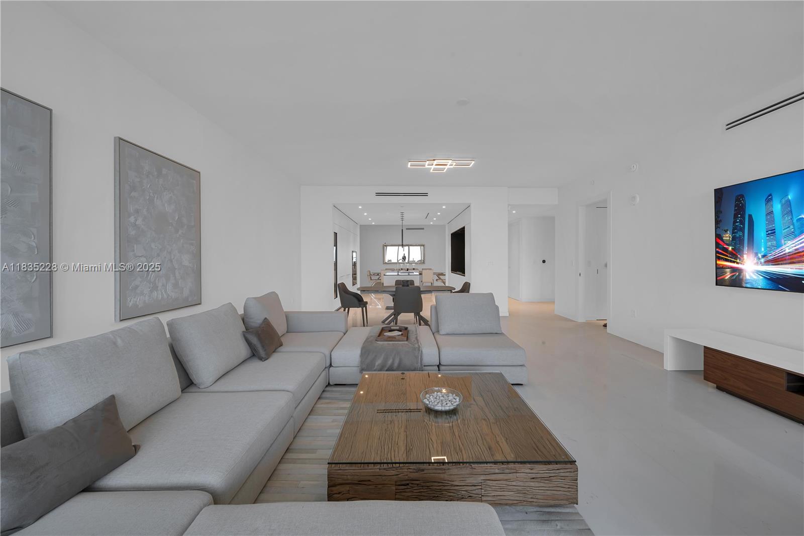 image Aston Martin Residences9