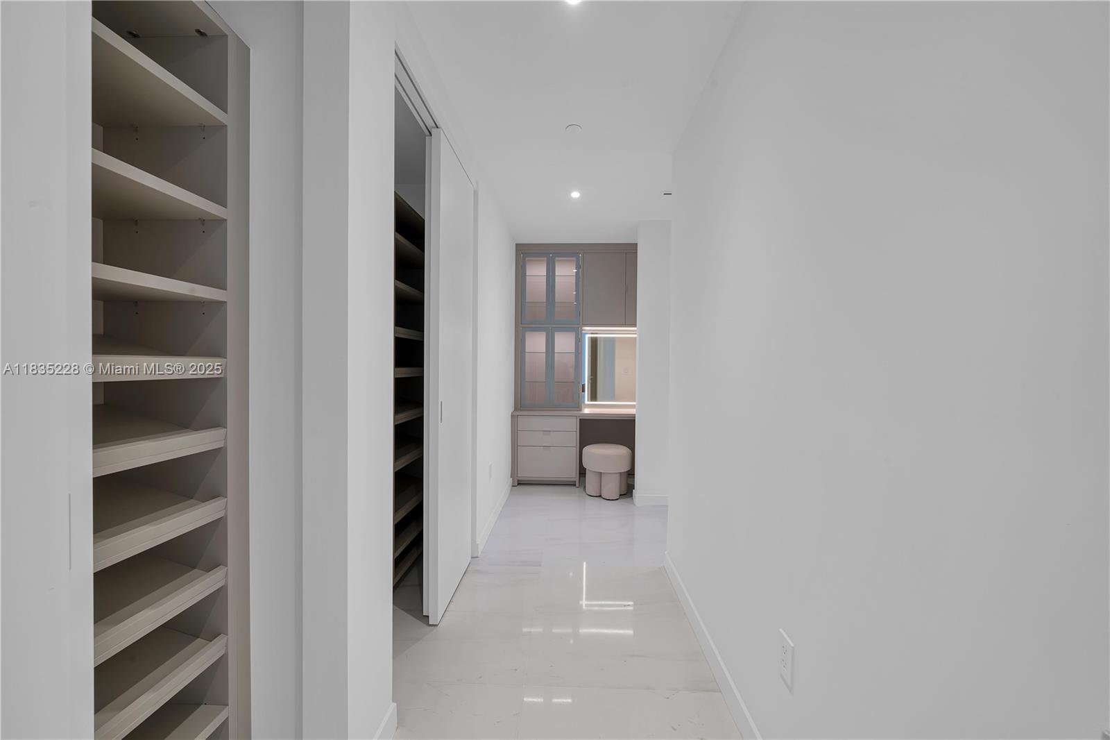 image Aston Martin Residences22