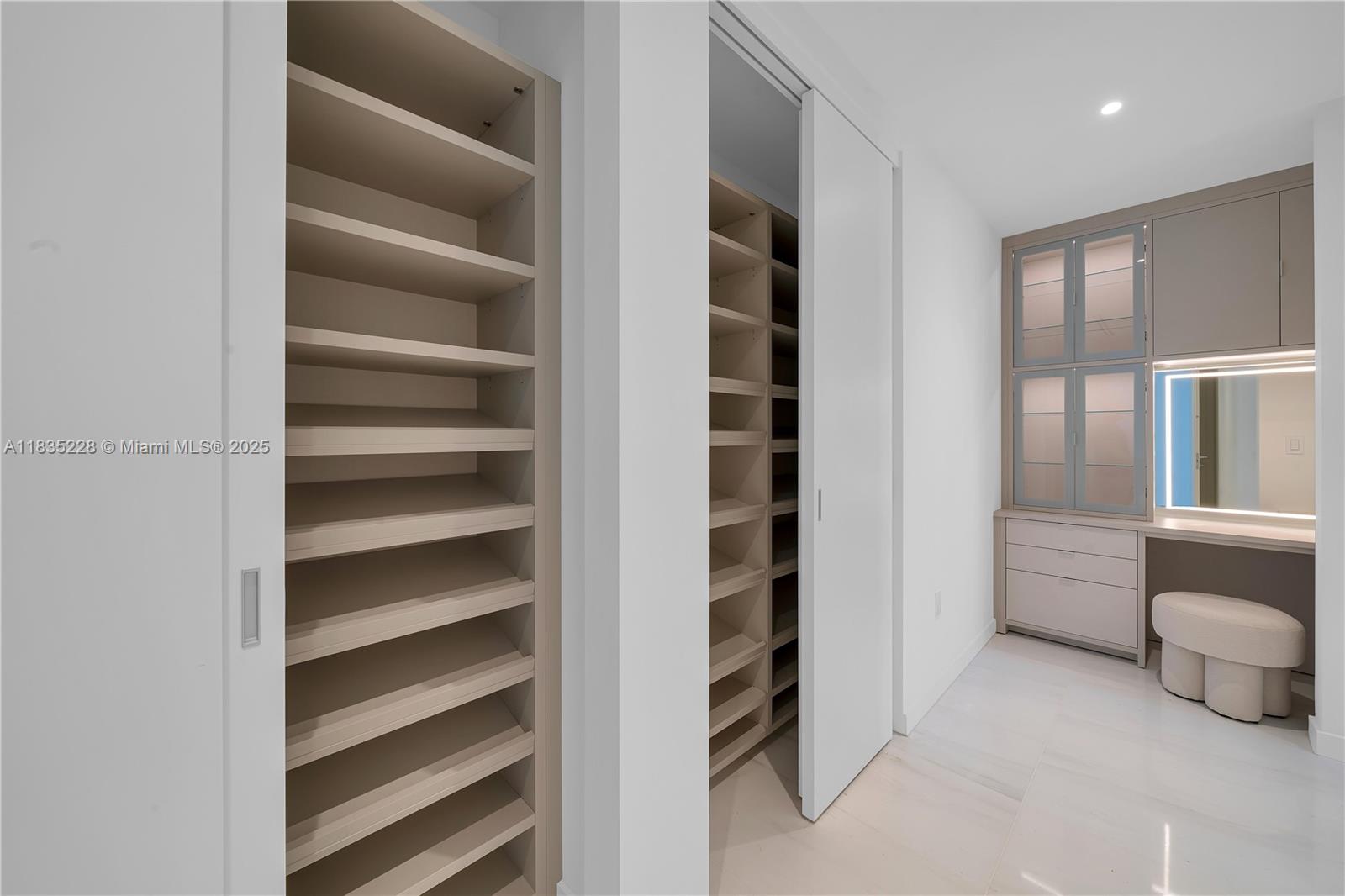 image Aston Martin Residences23