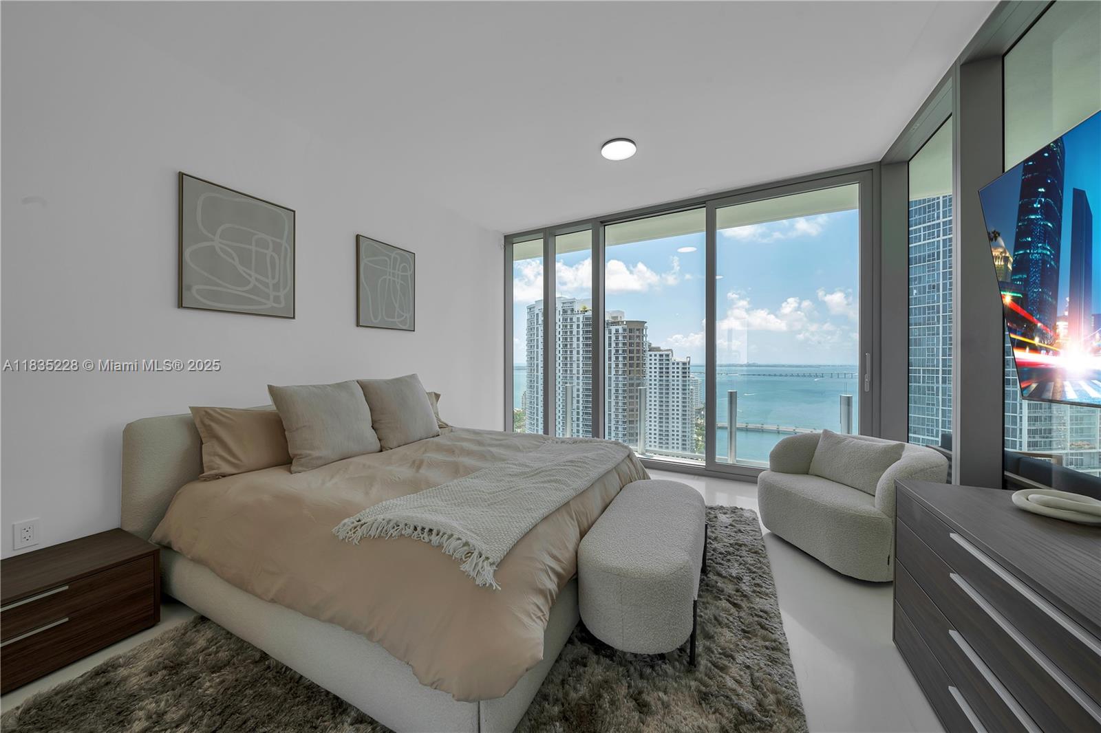 image Aston Martin Residences28