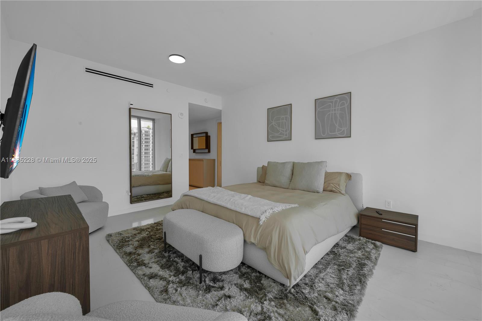 image Aston Martin Residences29