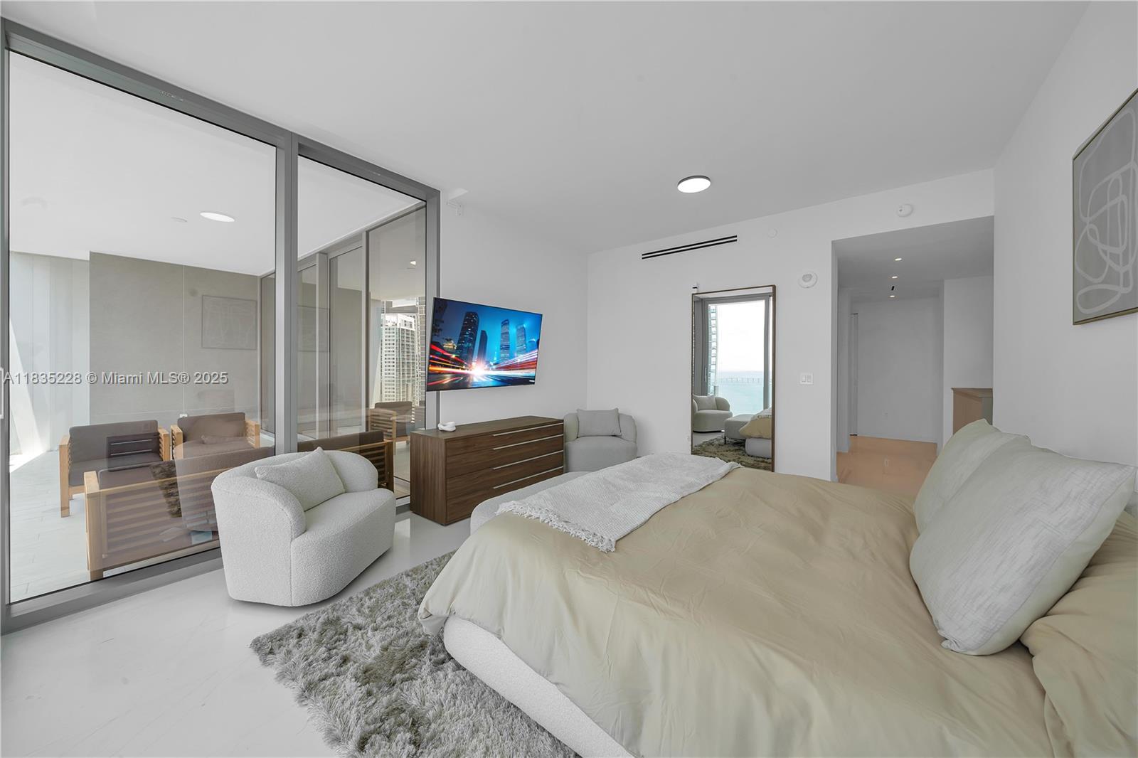image Aston Martin Residences30