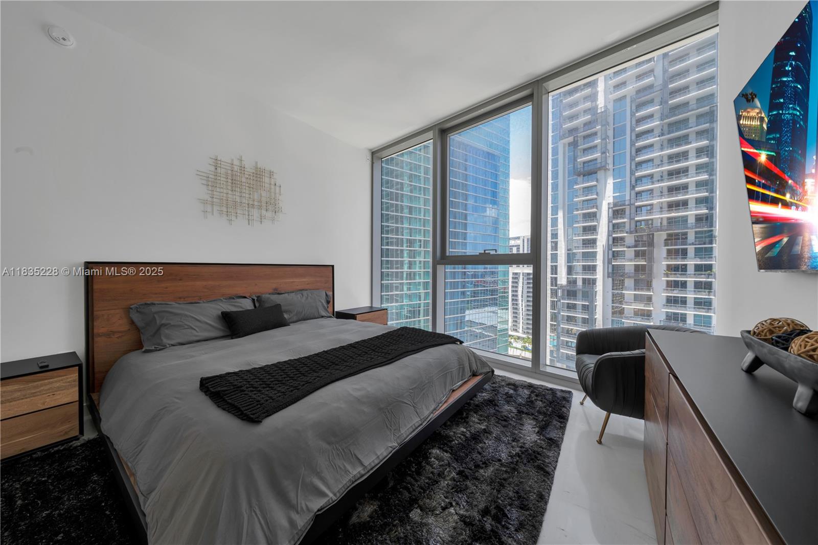 image Aston Martin Residences38