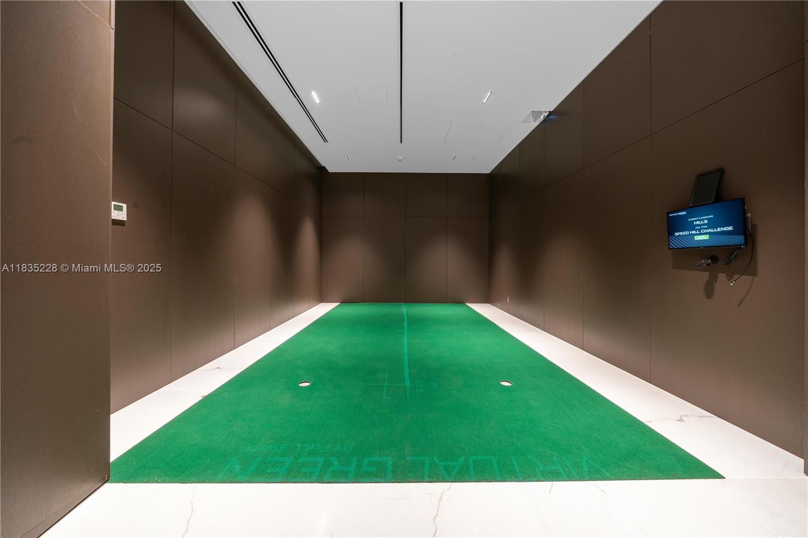 image Aston Martin Residences66