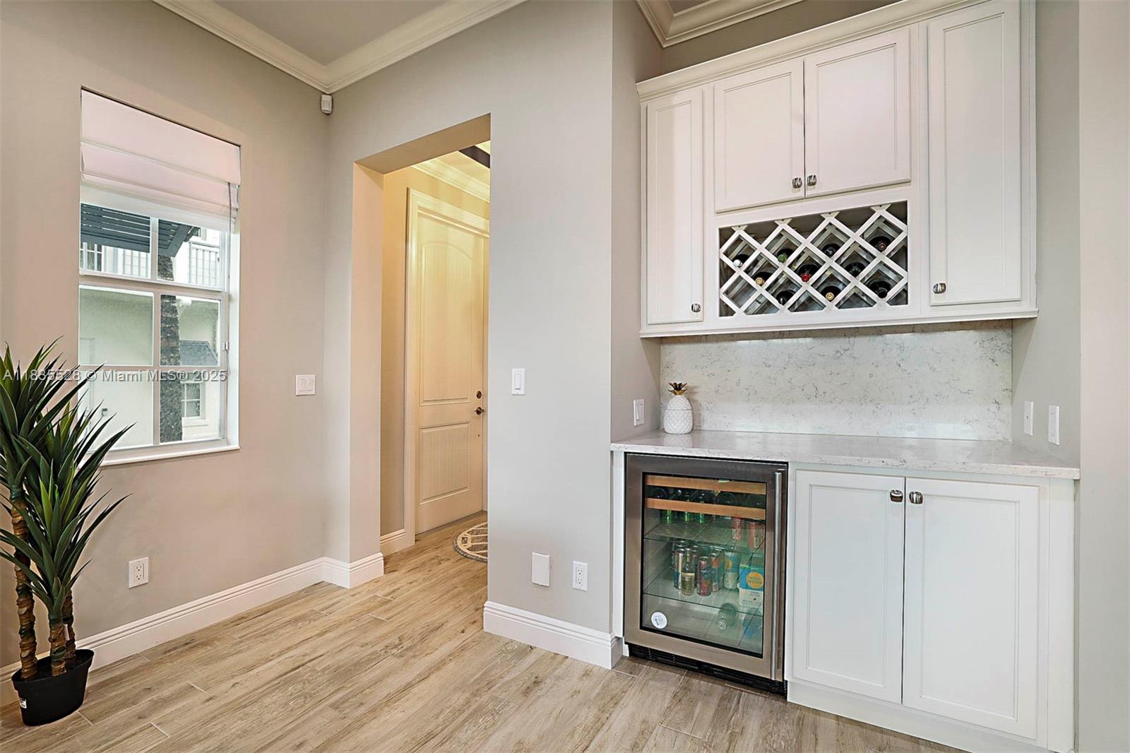 122 Ocean Breeze Dr Juno Beach, FL 33408