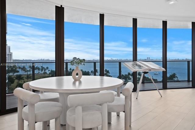 image Aria On The Bay5