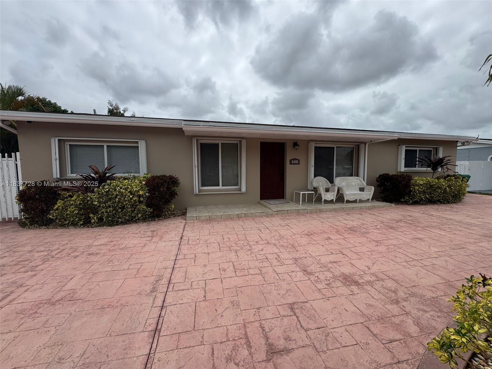 2405 SW 129th Ct