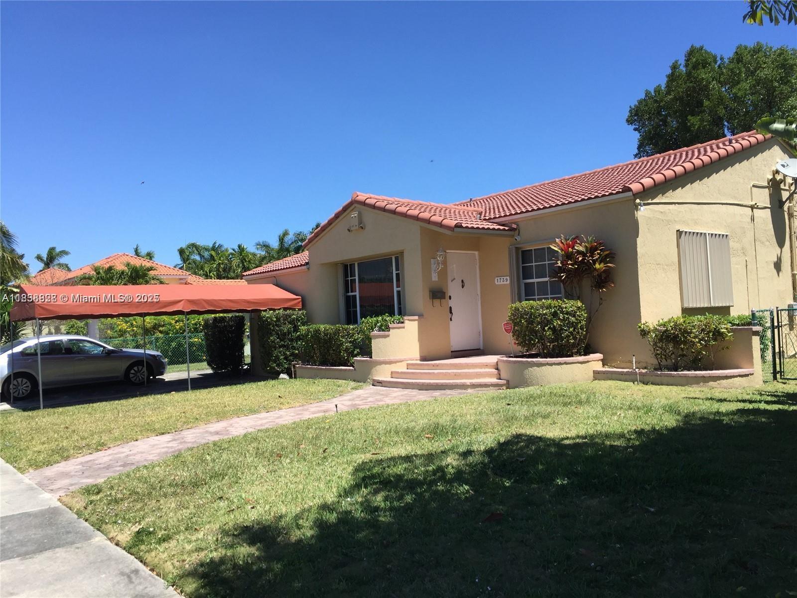 1739 SW 12th Ave