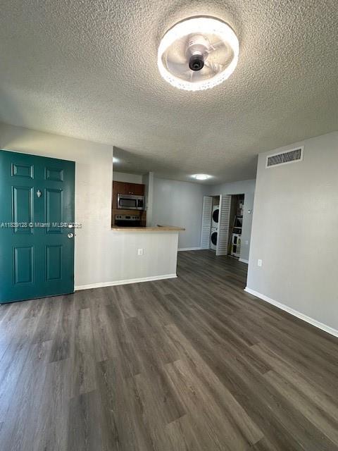 6935 NW 179th St #208
