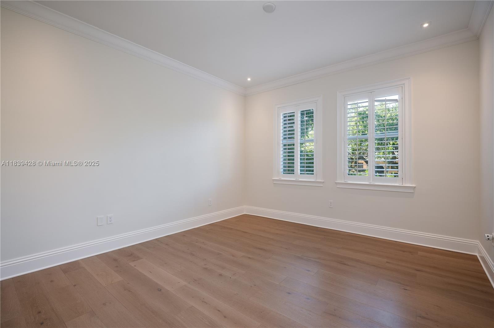 680 Destacada Ave Coral Gables, FL 33156 680 Destacada Ave Coral Gables, FL 33156