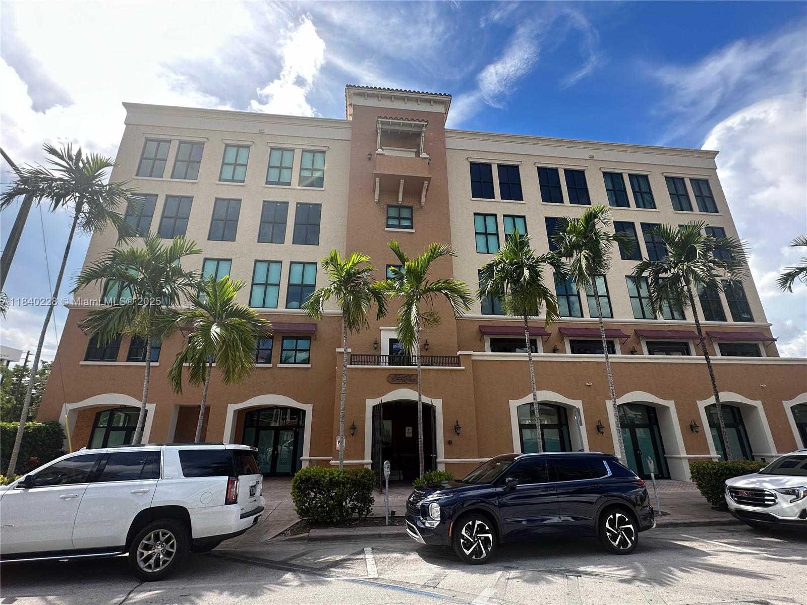 814 Ponce De Leon Blvd #318