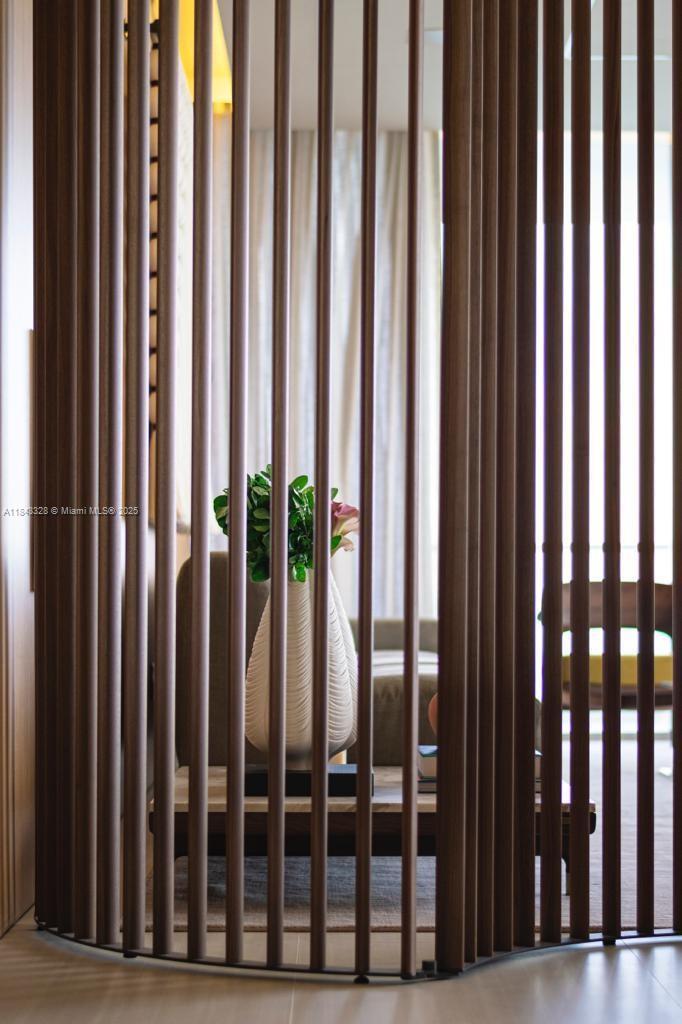 image TURNBERRY OCEAN CLUB COND18