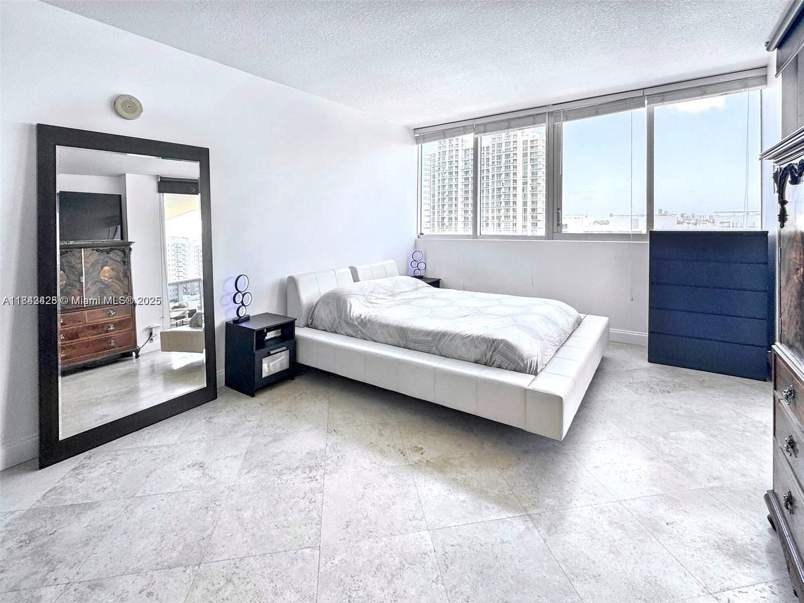 7929 West Dr #702 North Bay Village, FL 33141