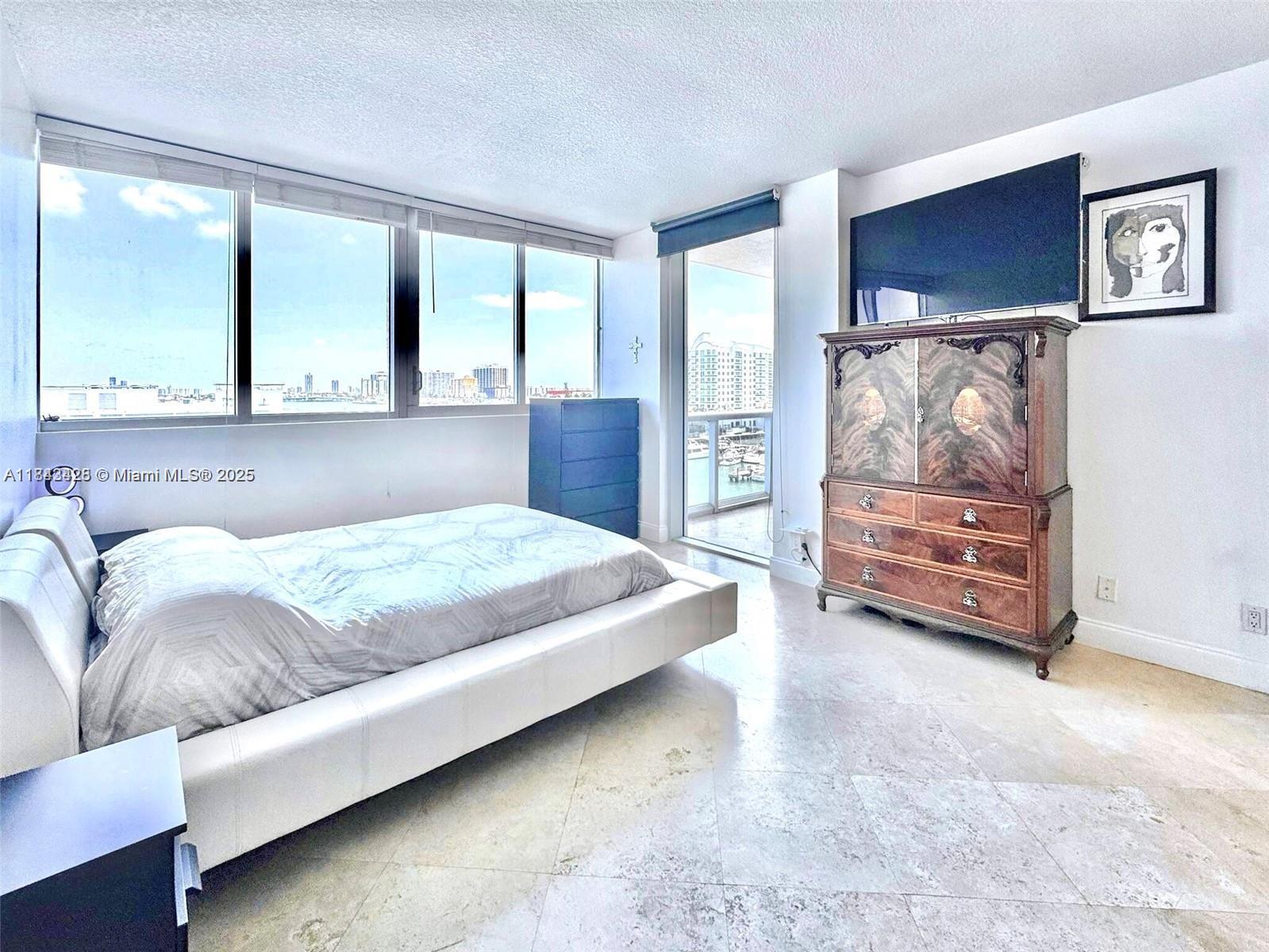 7929 West Dr #702 North Bay Village, FL 33141