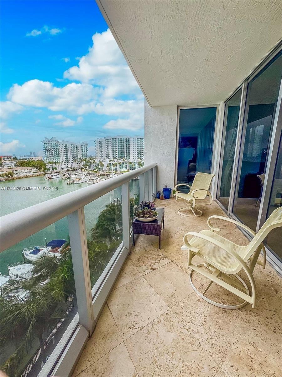 7929 West Dr #702 North Bay Village, FL 33141