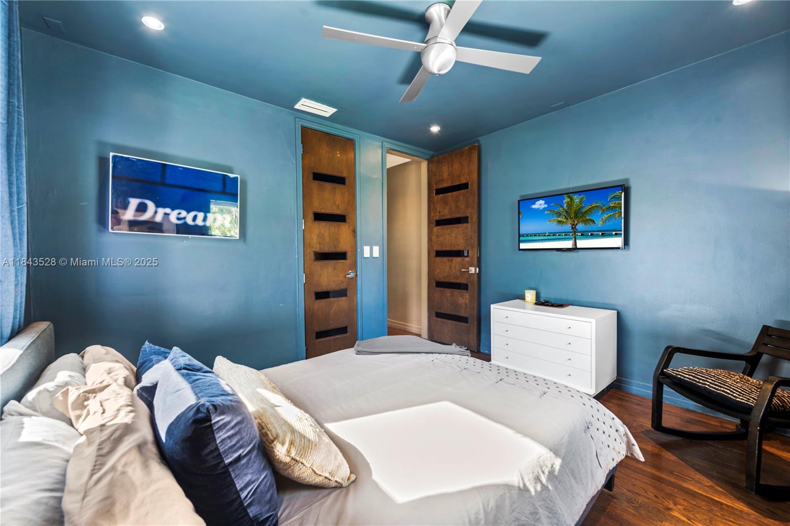 738 NE 72nd Ter Miami, FL 33138