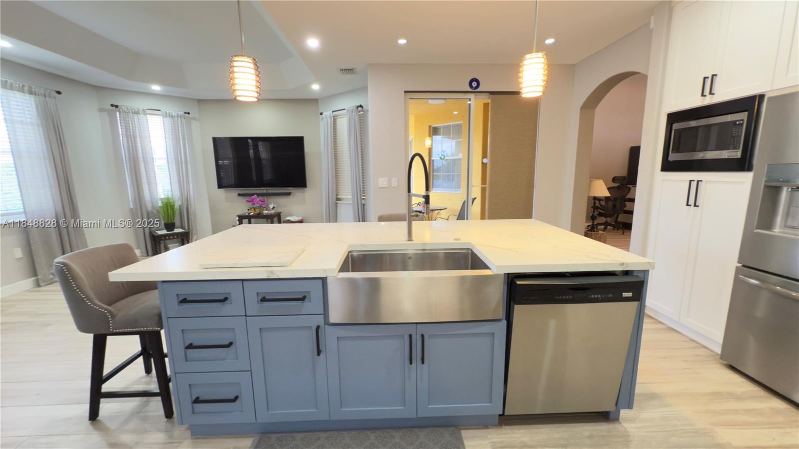 1247 NW 165th Ave