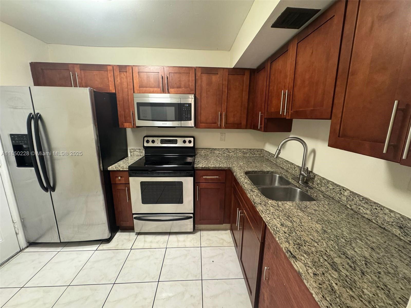 3600 NW 21st St #208