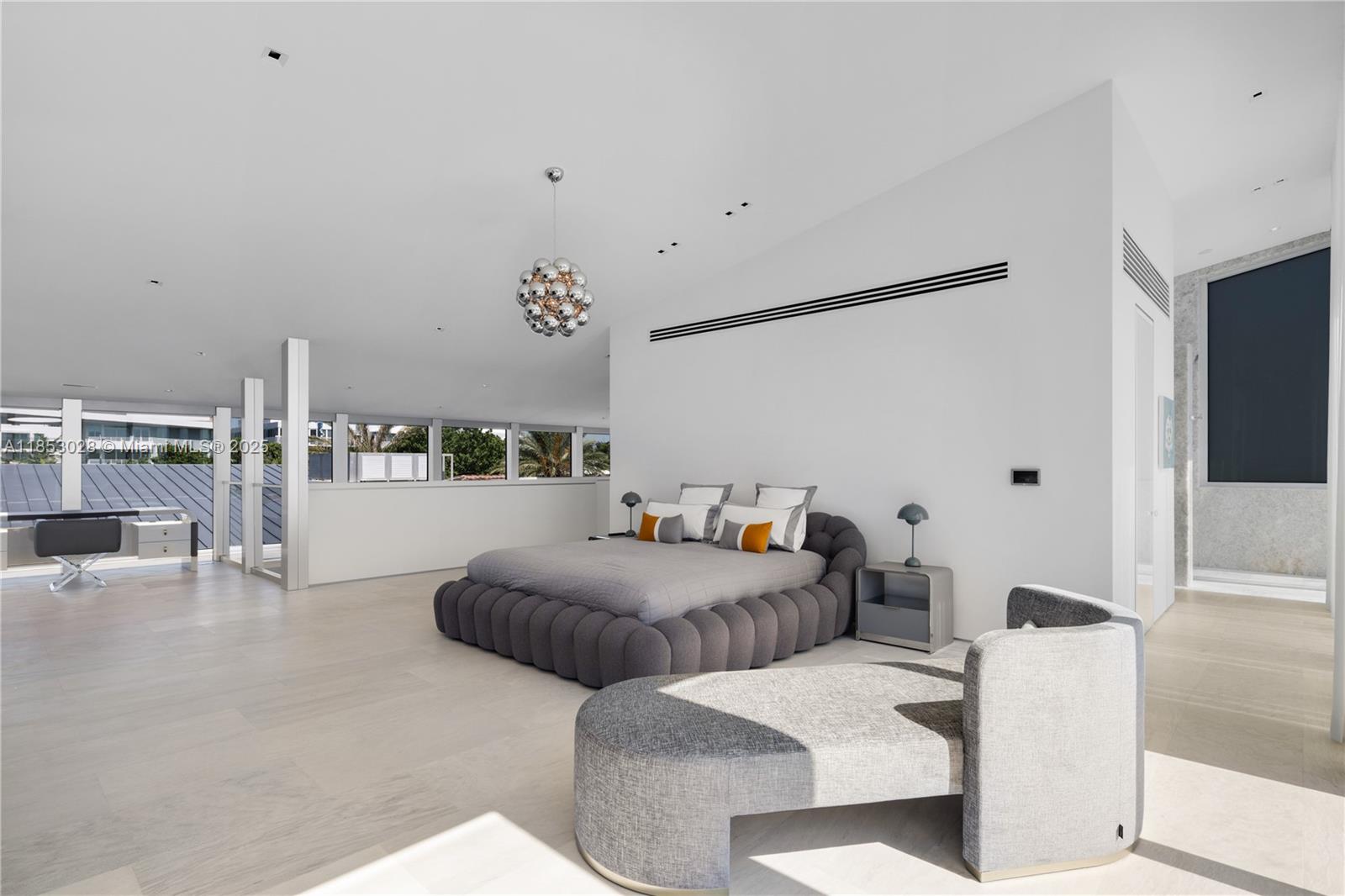 7815 Atlantic Way Miami Beach, FL 33141