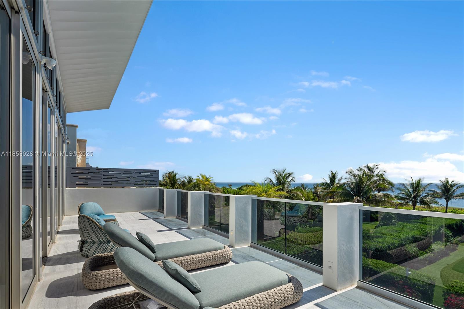 7815 Atlantic Way Miami Beach, FL 33141