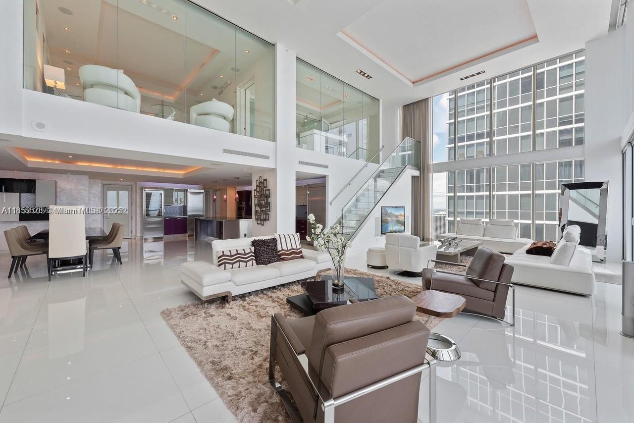 1040 Biscayne Blvd #4403