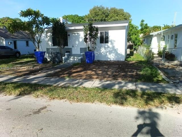 1123 N 17th Ct #2