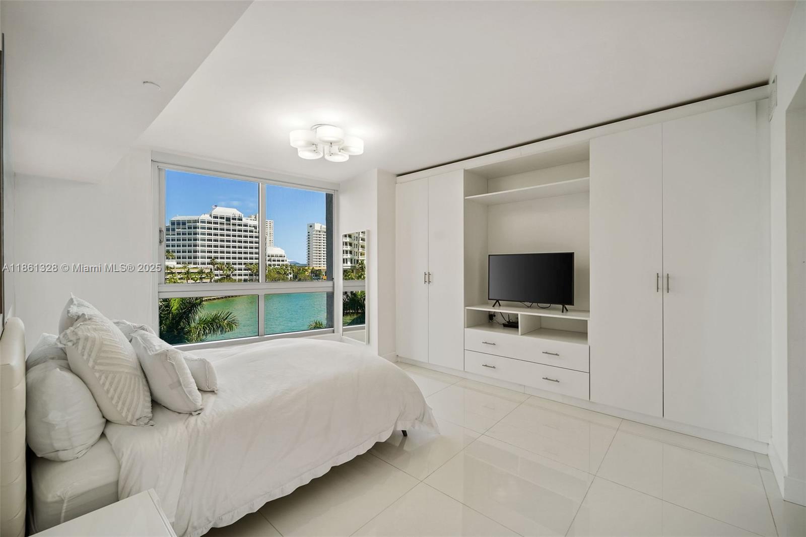 image Icon Brickell3