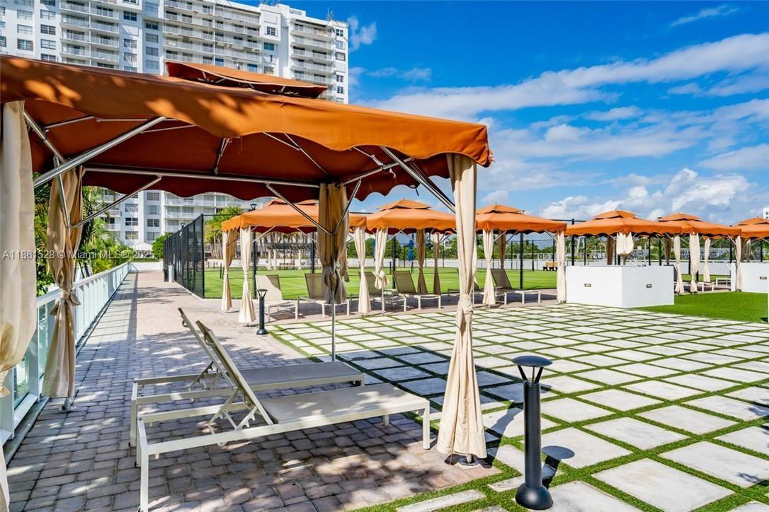 2801 NE 183rd St #2012W,Aventura, FL 33160